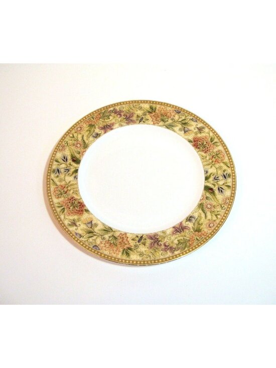 Wedgwood Other - Wedgewood Floral Tapestry Dinner Plate